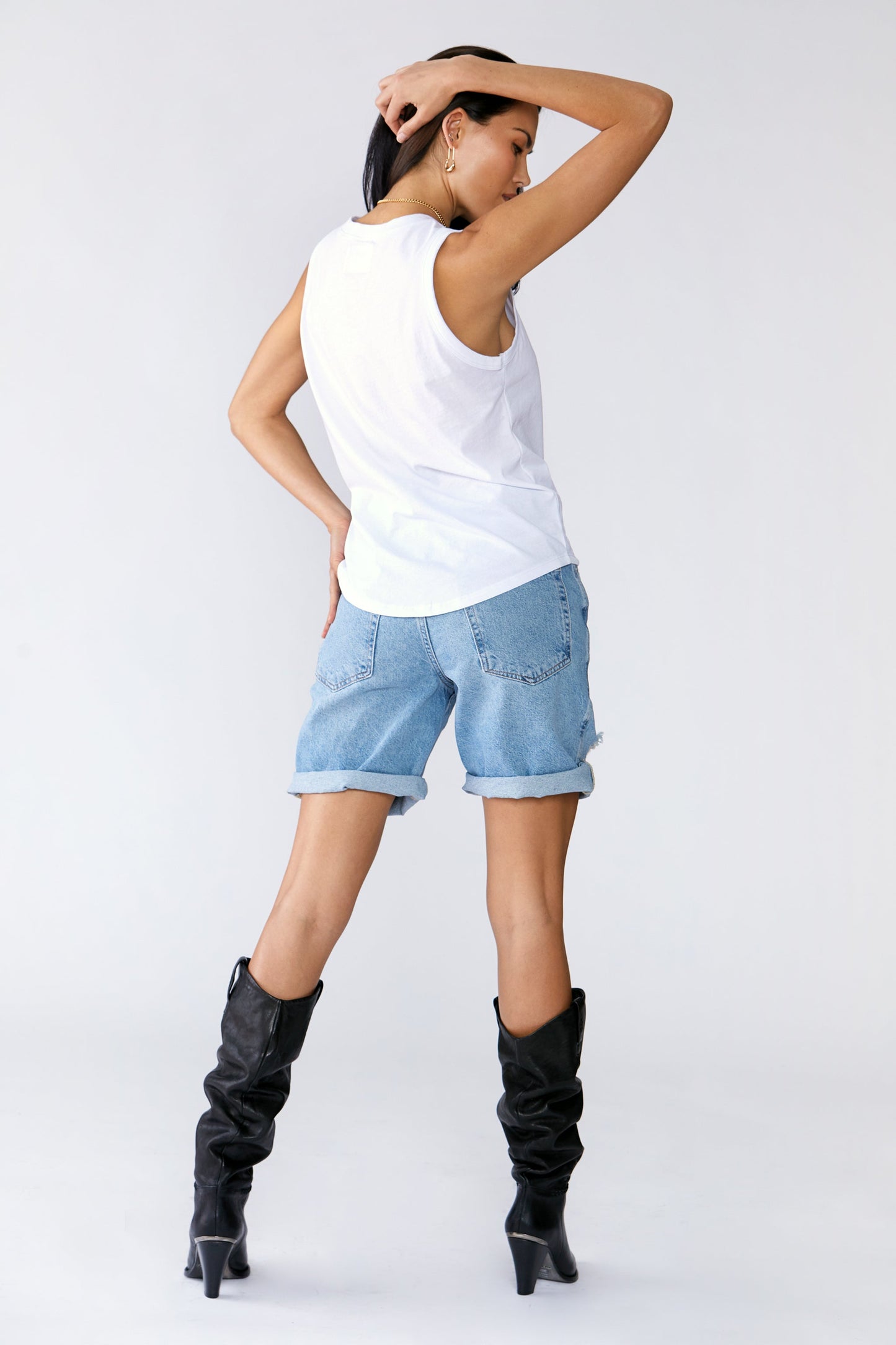 Nina Muscle Tee 🤎